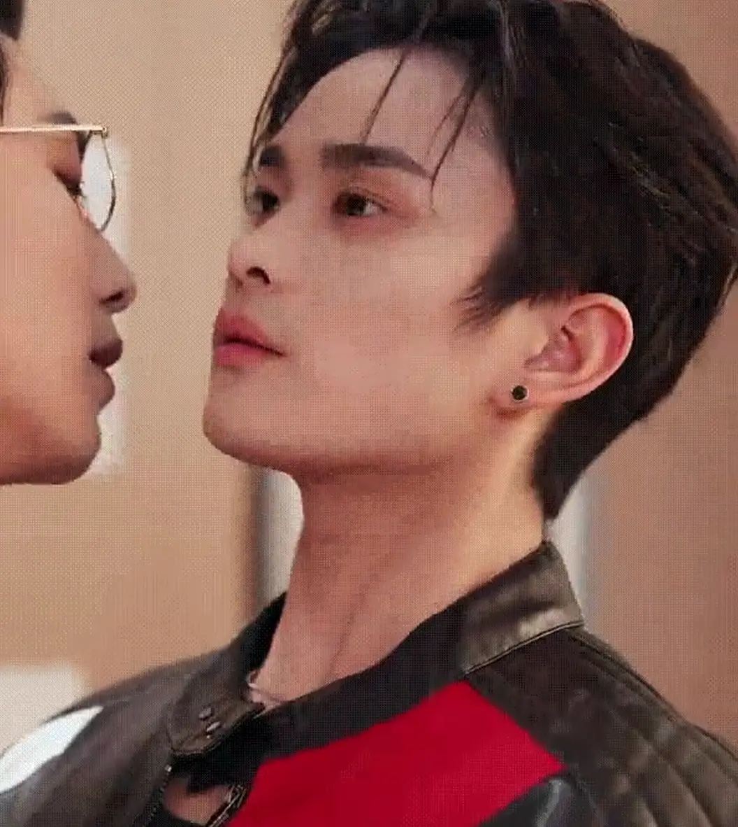 《诱他失控》全集高清播放-双男主耽美剧诱他失控1080P无删减-2025最新BL爱情剧免费在线观看