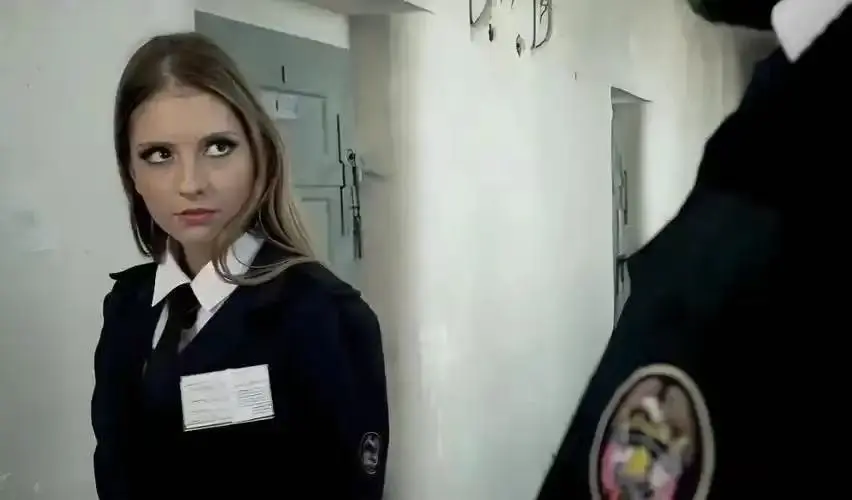 《高压监狱2》1080P高清无删减完整版-高压监狱满天星免费在线观看-2026高压监狱2中字HD资源网盘下载