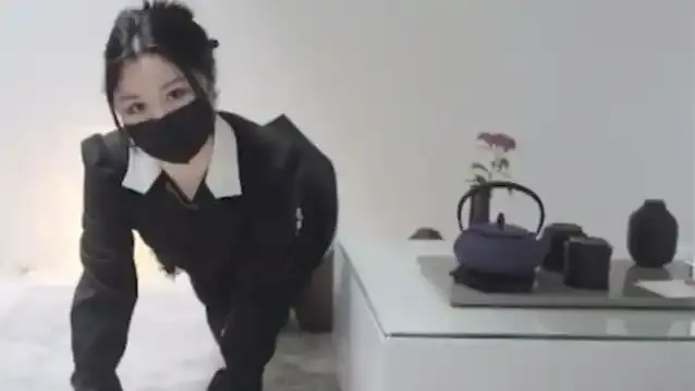 《二郎腿战神娜娜》高清完整版免费观看-《二郎腿战神娜娜》HD1080P无删减在线播放-动作片全集无广告观看-影视宝盒网