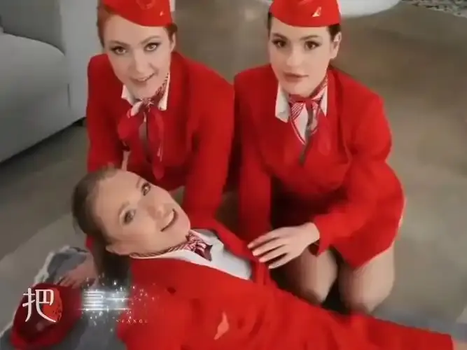 《法国空姐》免费观看完整版高清-意大利喜剧《法国空姐》未删减资源-在线直接播放