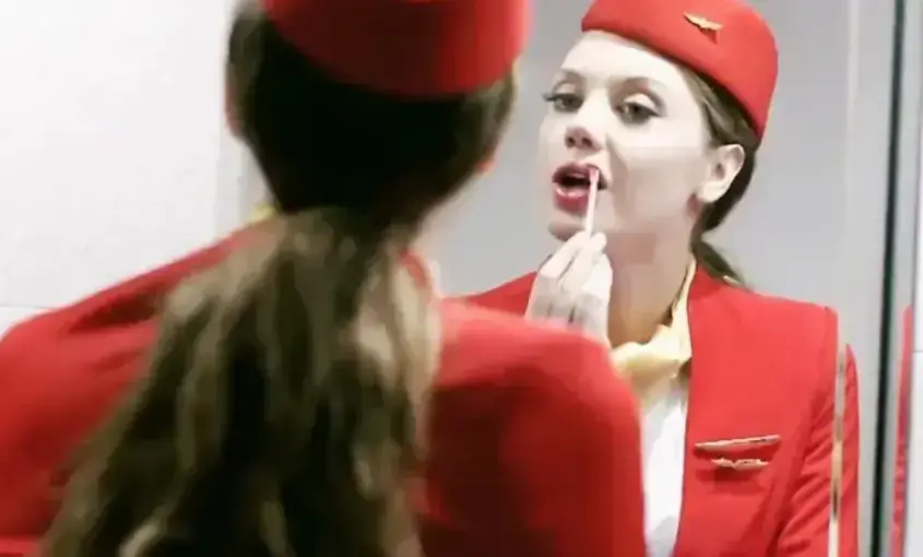 《法国空姐》电影全集高清完整版在线观看-法国空姐/私人航空/不雅空乘无删减版免费播放-1080P超清画质无广告资源