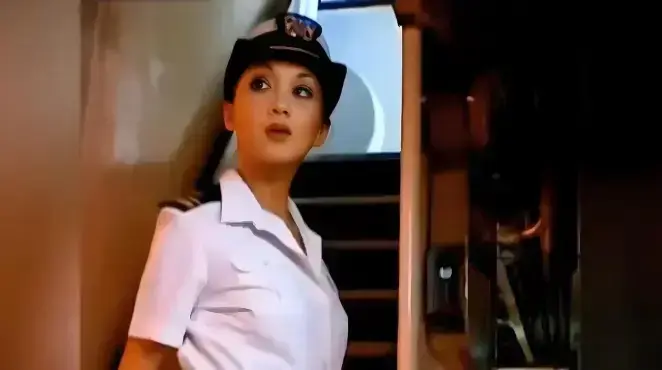 《女警奥莎娜》未删减全集在线看-女警奥莎娜HD高清画质免费播放-法国警匪大片《女警奥莎娜》中文版网盘下载，支持多平台同步