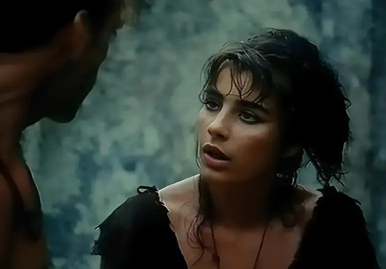 《激战丛林》4K高清完整版在线观看-丛林冒险动作片国语中字-身份博弈与人性考验的巅峰之作-激战丛林全片免费无广告播放