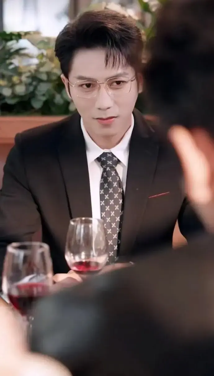 BL短剧《诱他失控》全集免费观看-双男主剧无删减版1080P-诱他失控高清在线播放-网盘资源获取