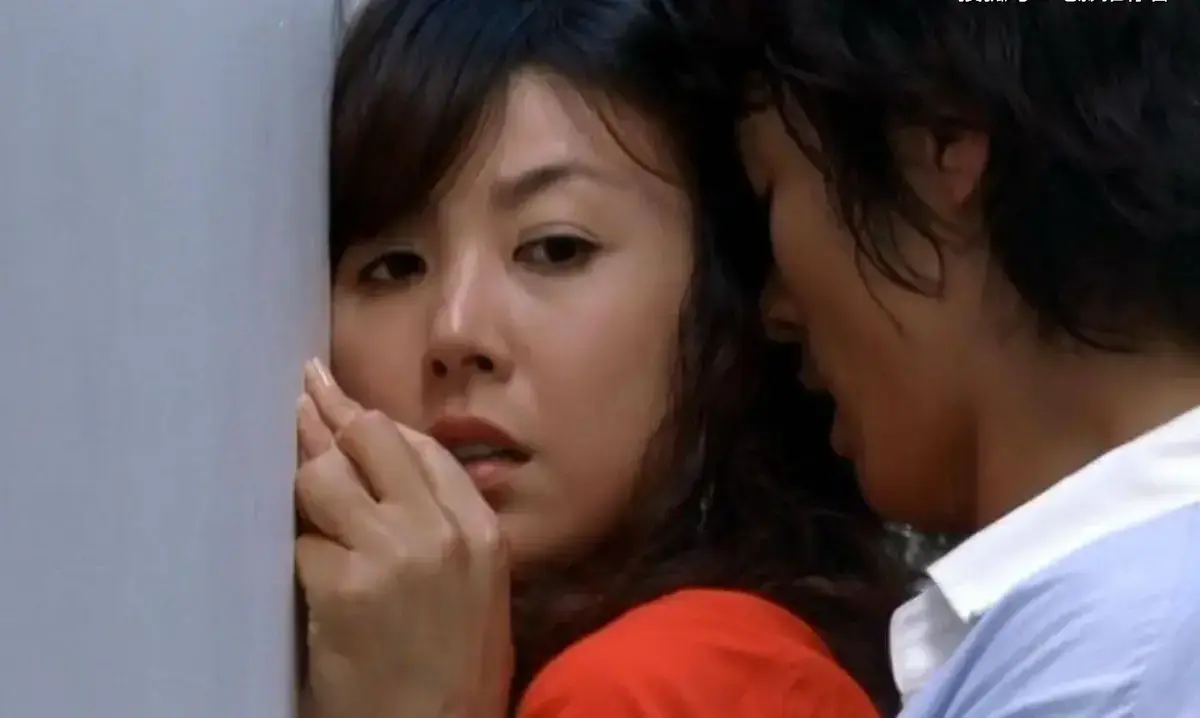 韩国电影《爱人》未删减完整版-HD高清中字免费在线观看-爱情欲望短暂邂逅剧集在线看