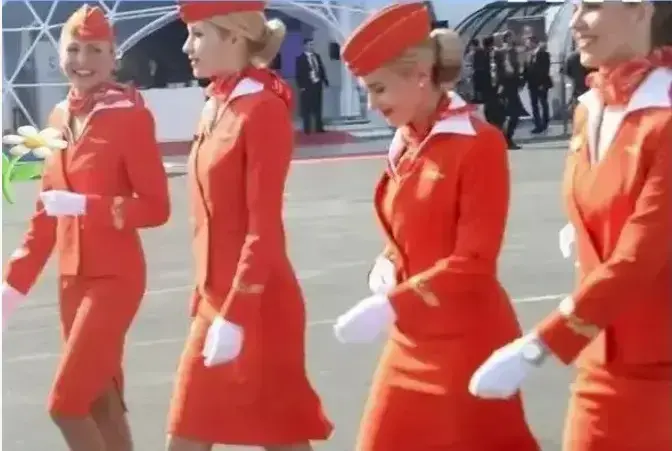 《法国空姐1-3》高清无删减完整版免费观看-法国空姐1080P高清电影在线播放-《法国空姐》法版原声正片全集免费看