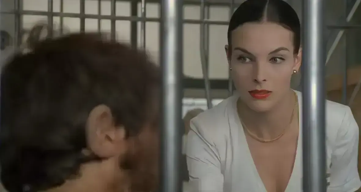 《都市泰山(Bingo Bongo)》无删减高清资源在线播放-意大利电影《都市泰山》HD中字全集夸克网盘下载