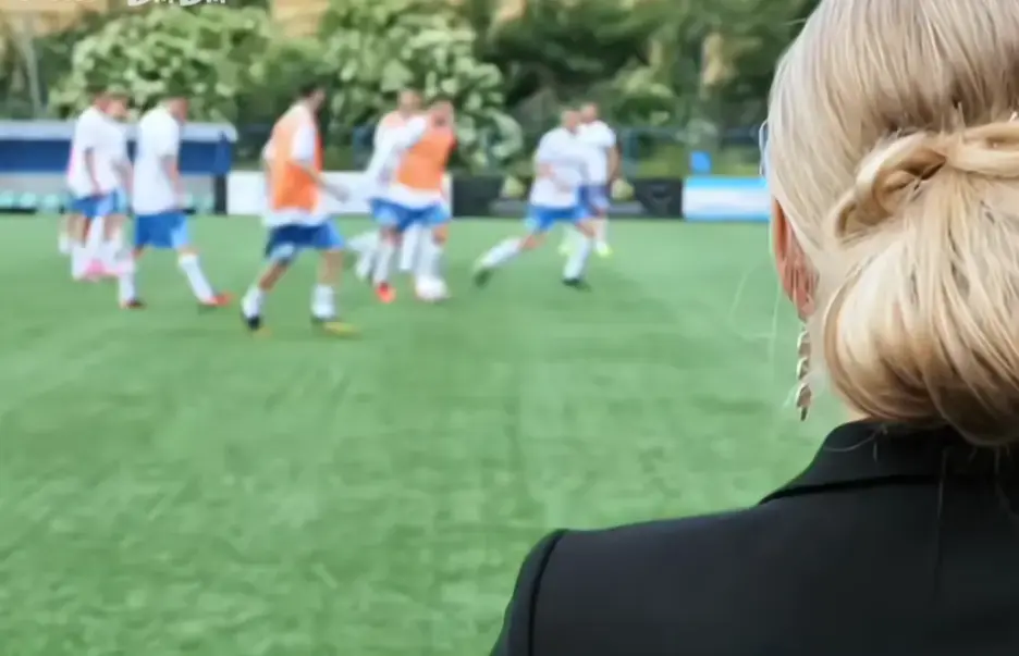 《足球队的女老板们》无广告在线观看完整版-法国电影足球女老板《Footballers'Moms》HD高清资源